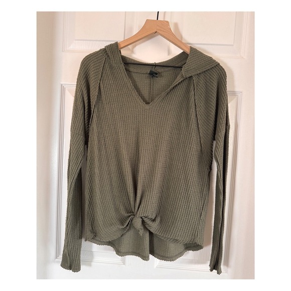 wild fable Tops - Wild Fable Waffle Knit Hoodie Green Lightweight Front‎ Tie Knot Casual Top